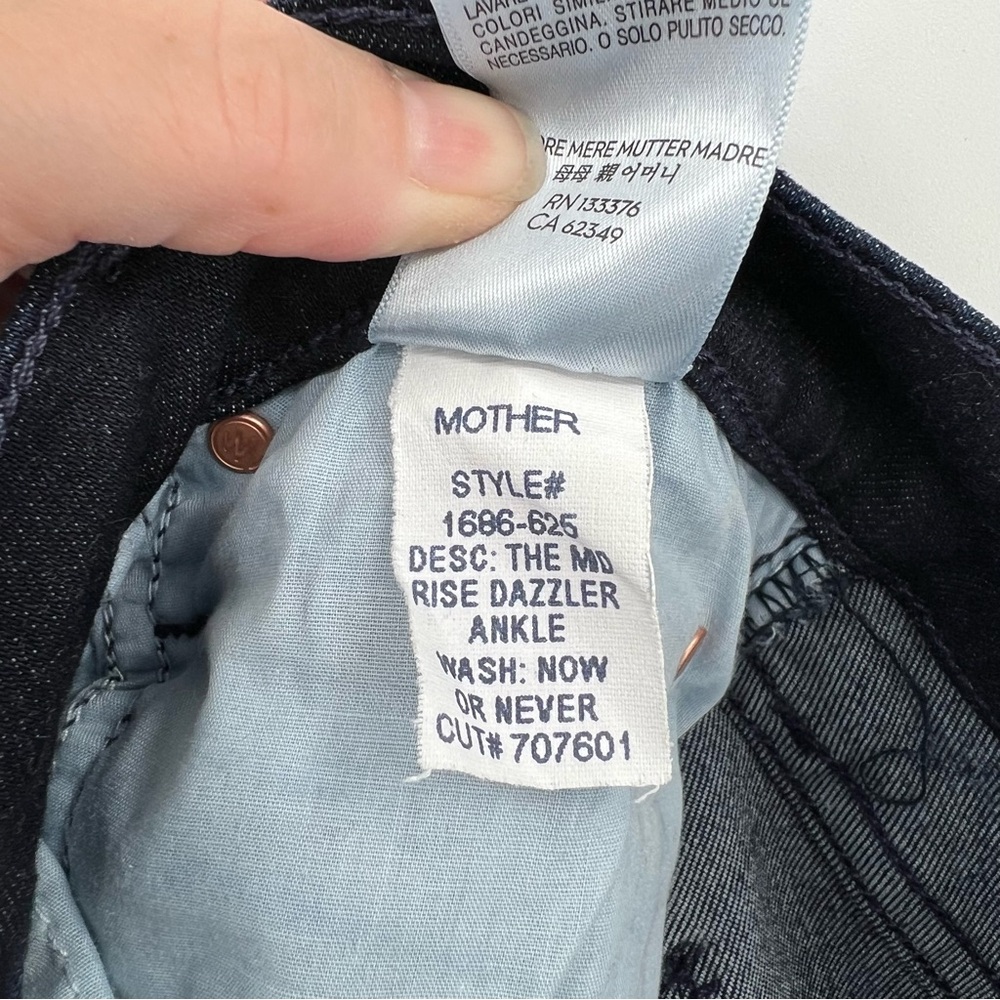 MOTHER The Mid Rise Dazzler Ankle Jeans In Now or Never Dark Wash Size 28 - Picture 11 of 16